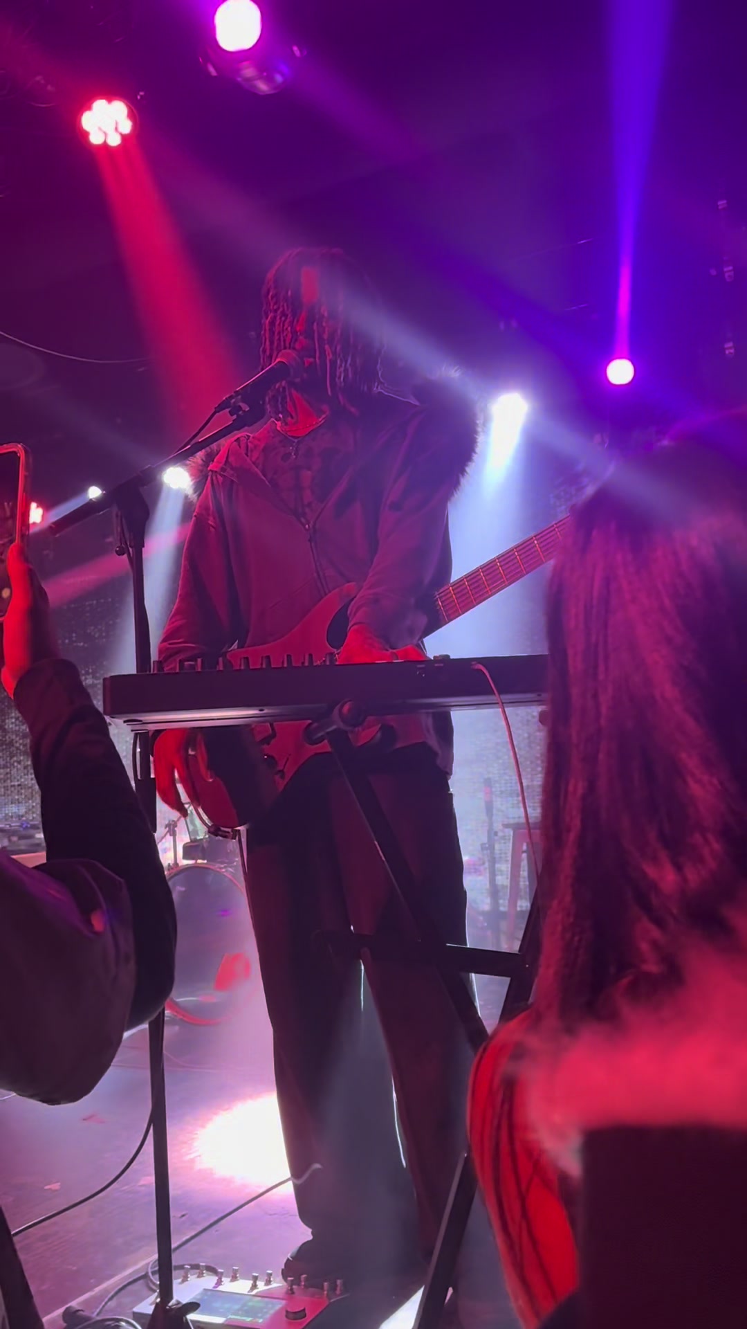 @🐾