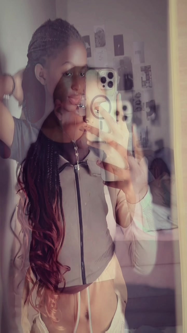 @🕊️Shyra💙🦋
