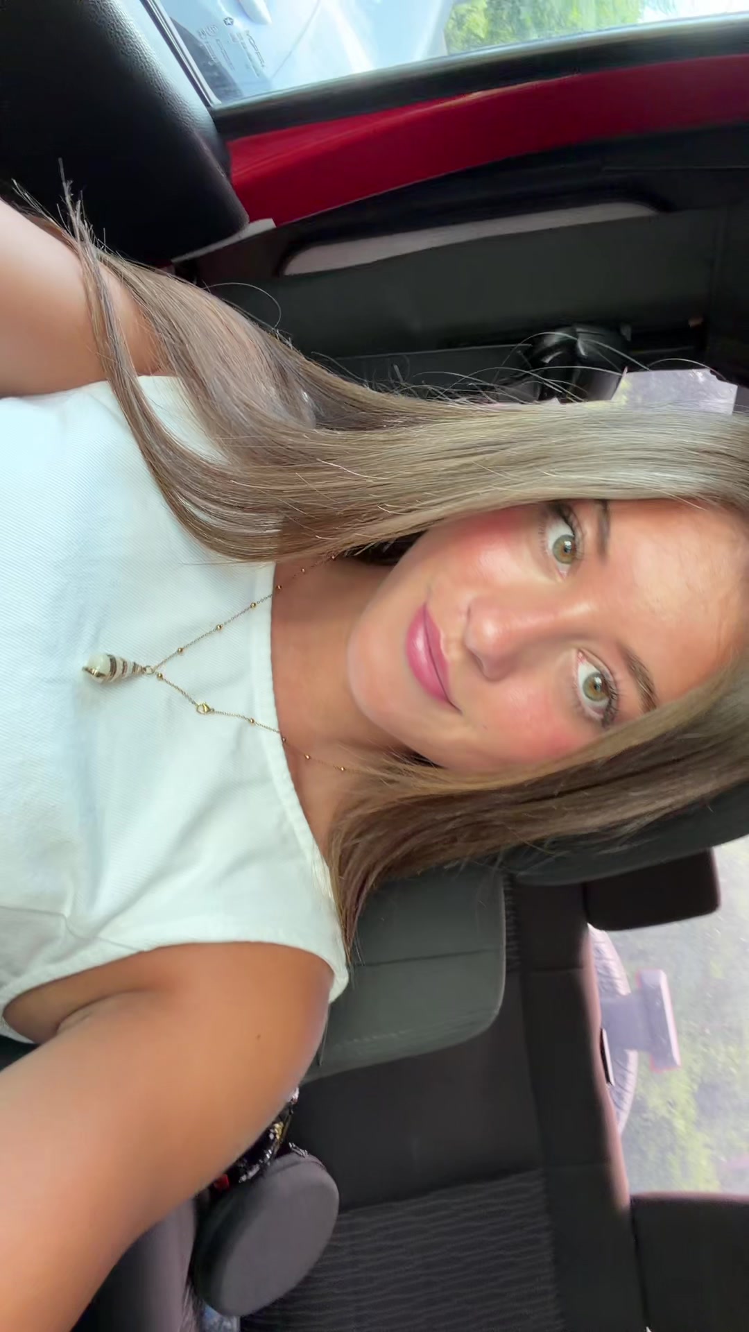 @Liv