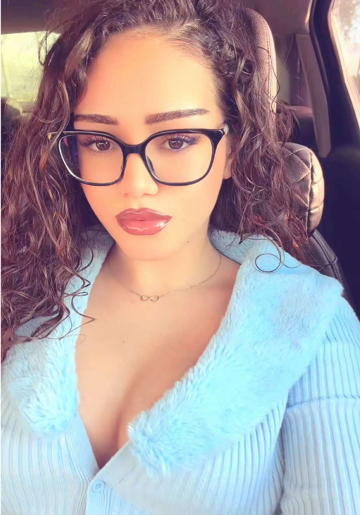 @LittleAngel K
