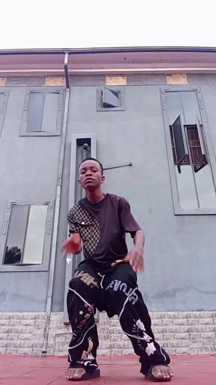 @JÛÑÎÕR STÊPPÊR💫🌴