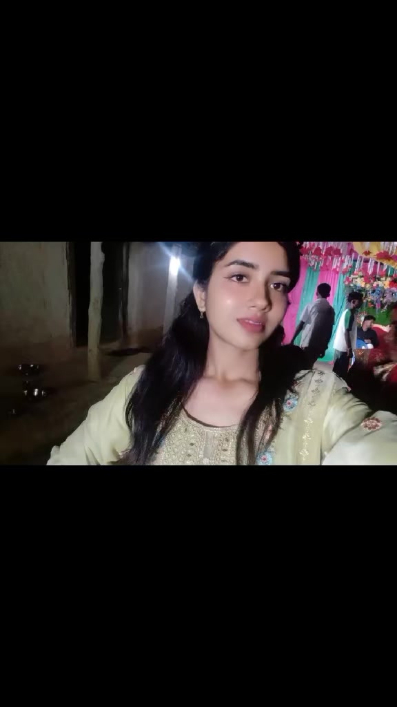 @Preeti🫶