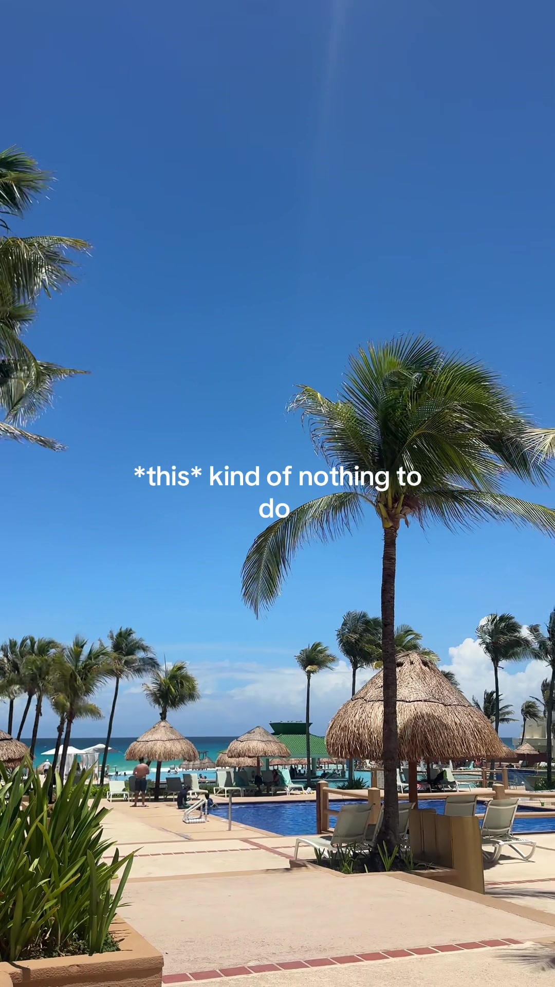 @Hannah Mac | Travel  & Life