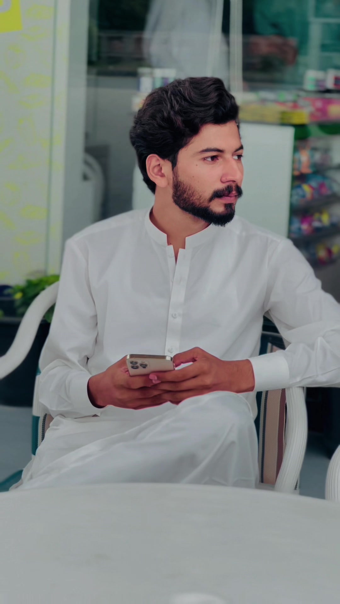@چوھدری زعیم👑