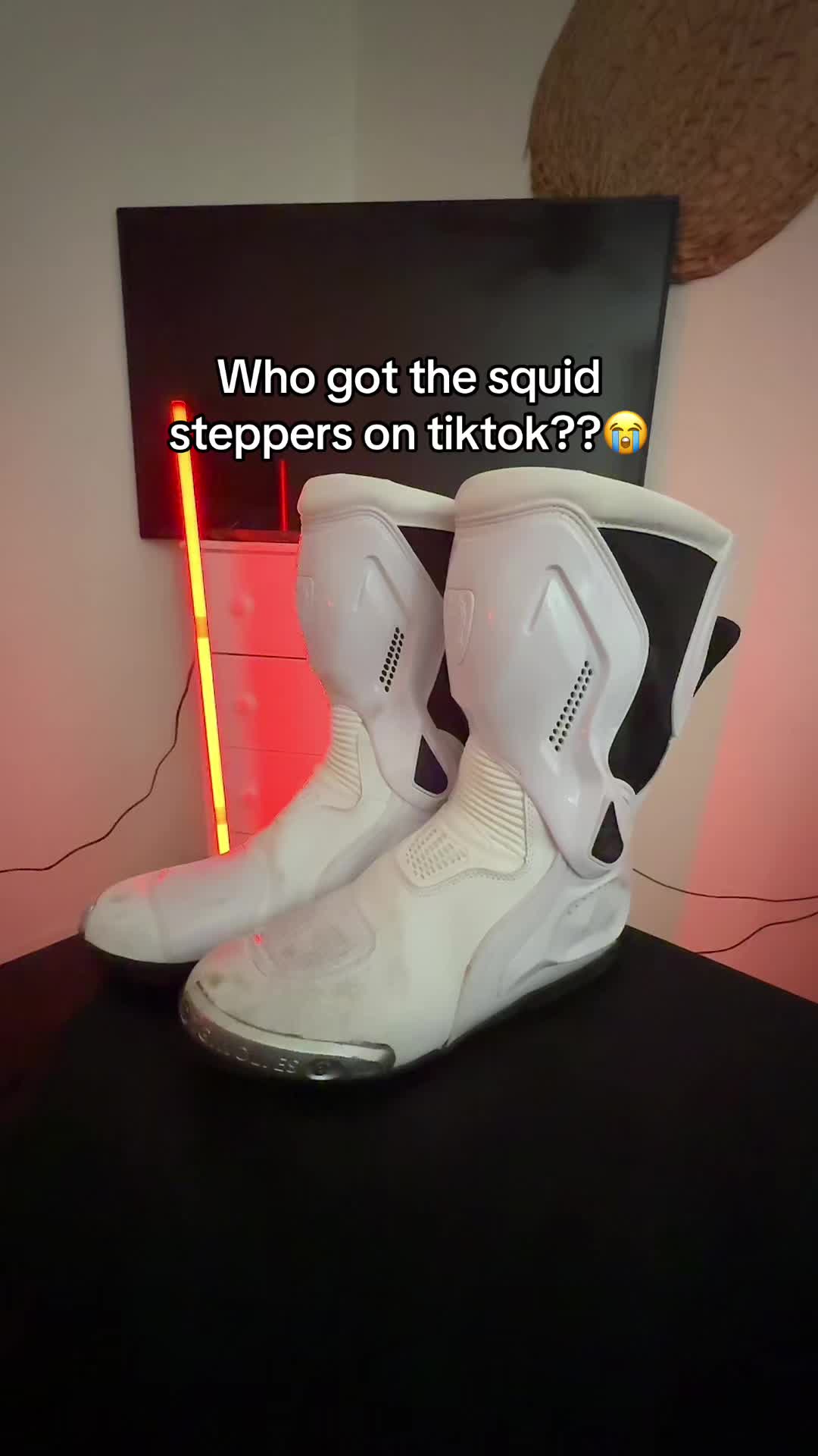 @viraldealswithtrent