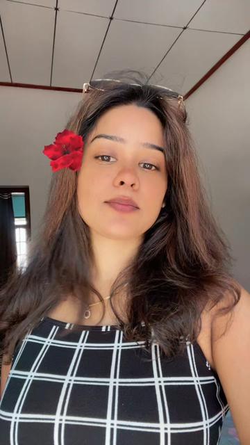 @Dinithi | නිම්නාවි 🌹