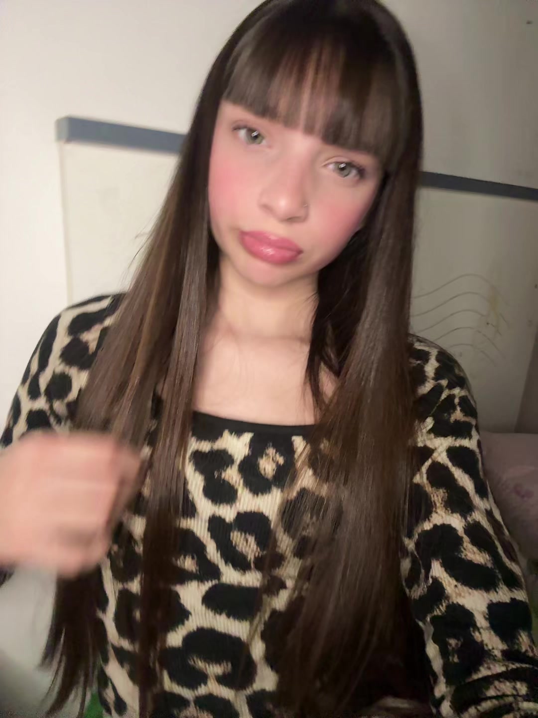 @𝒱𝒶𝓁𝑒𝓃𝓉𝒾𝓃 𝓉𝑒 𝒶𝓂𝑜
