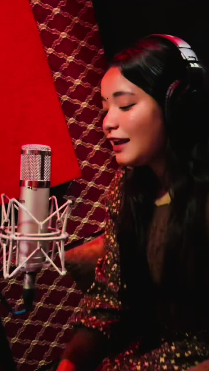 @Simran pariyar🎵