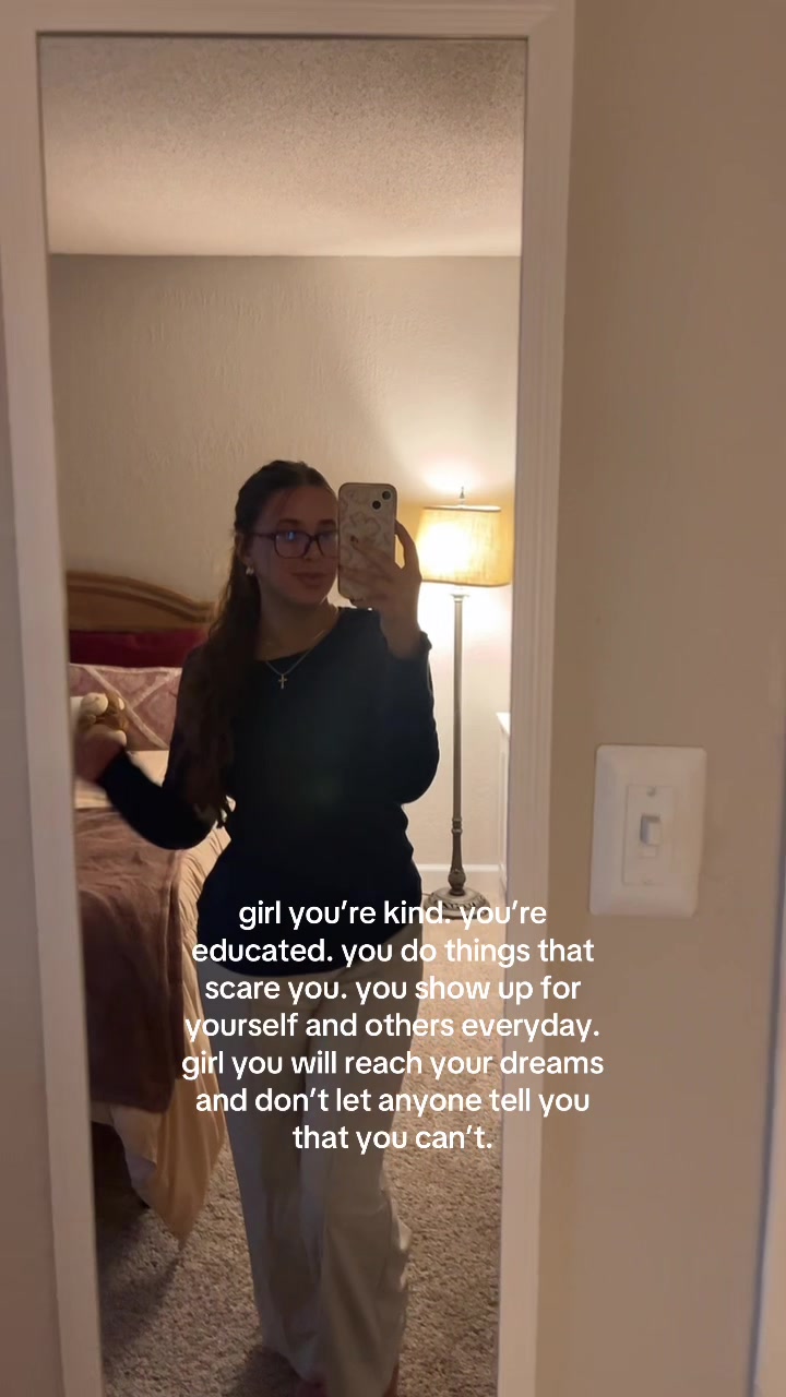 @natalie_locklear_