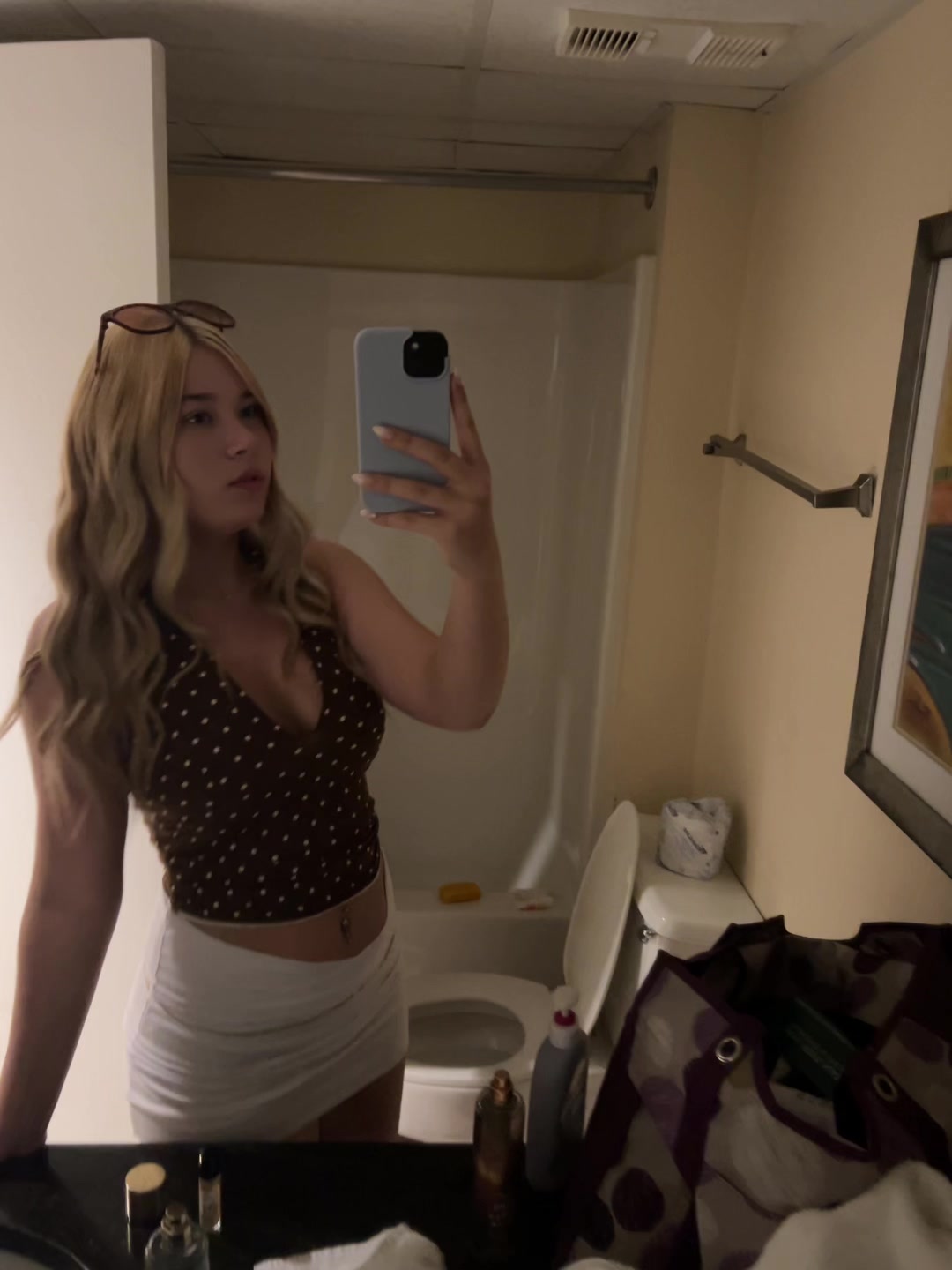 @alayna.