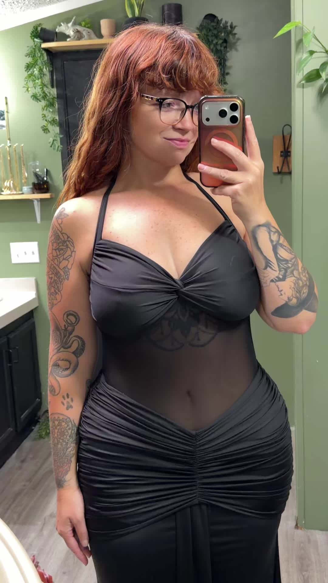 @Amber 🦇🖤