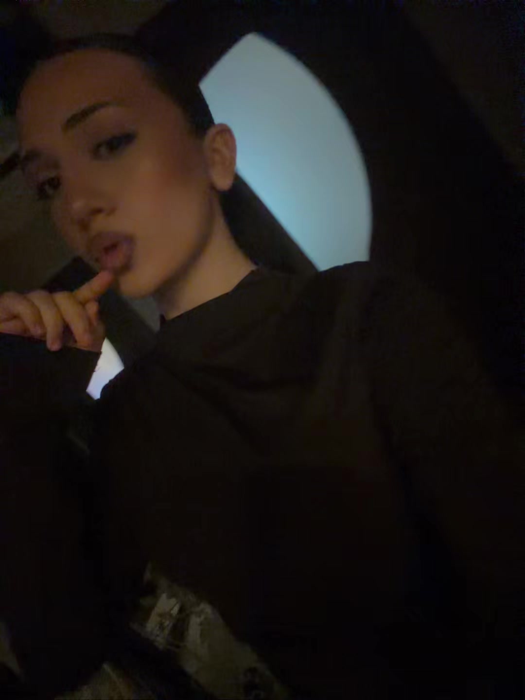 @M
