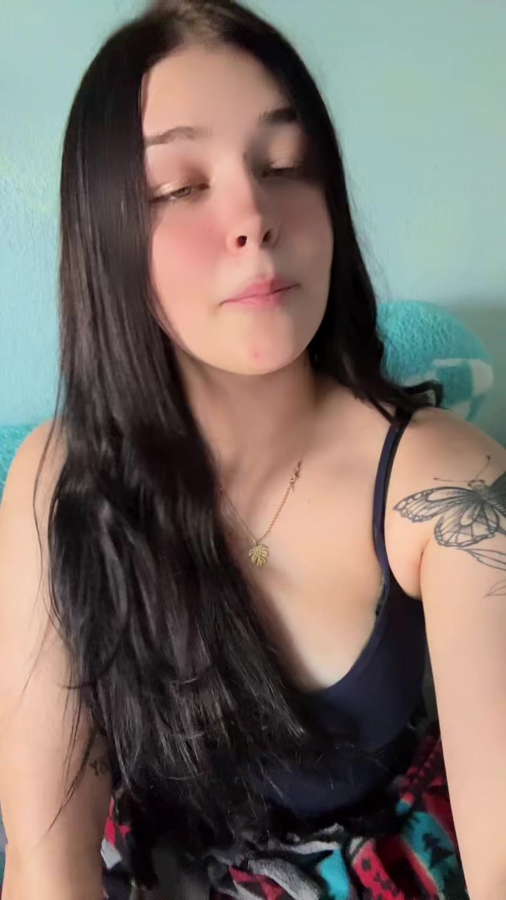 @nadiagrogan