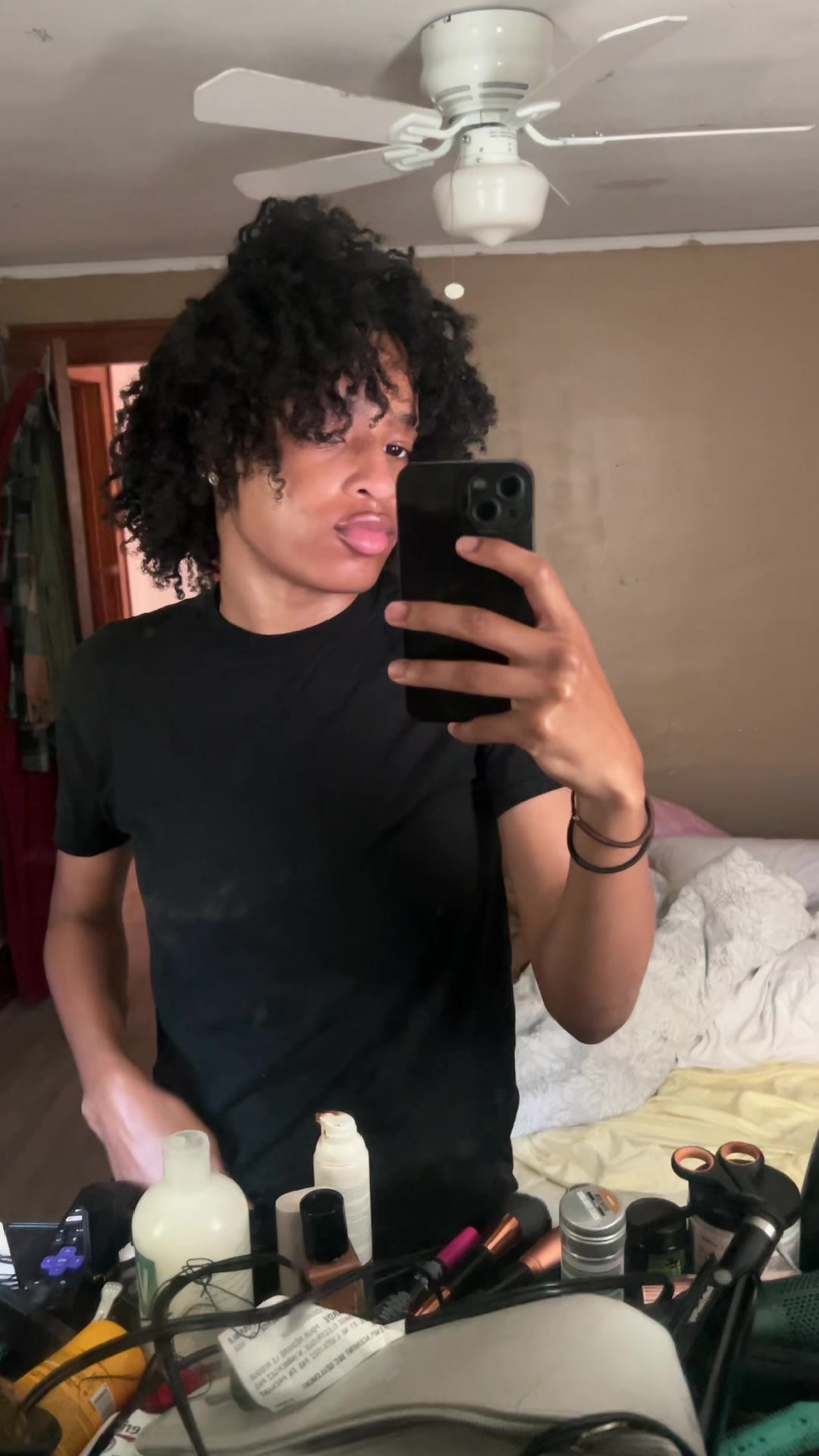 @..