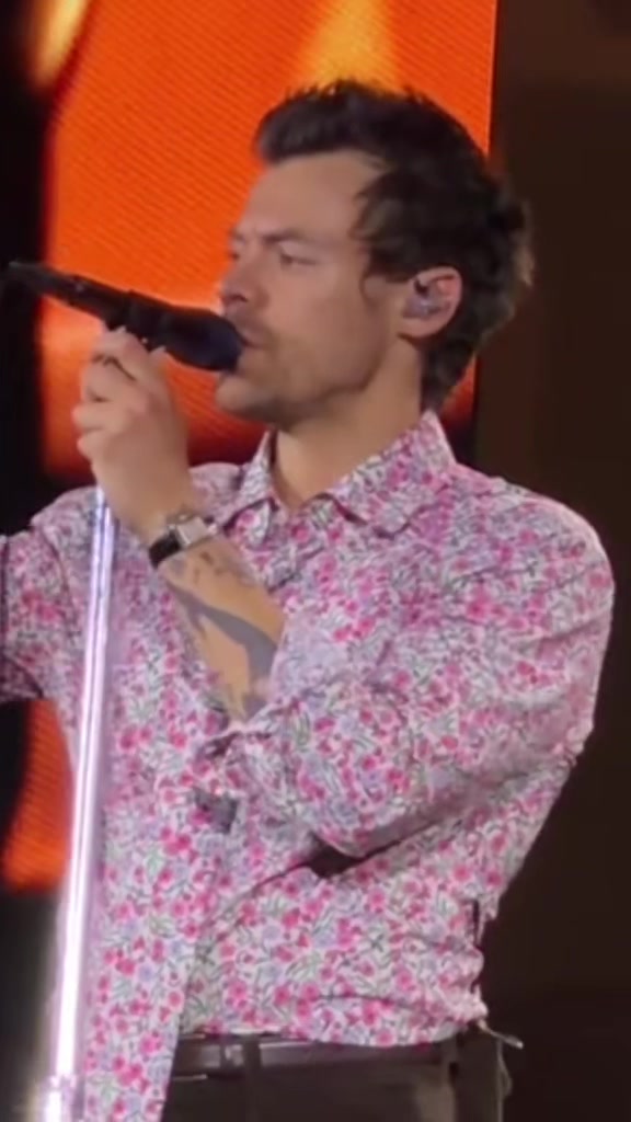 @asia_styles_tomlinson