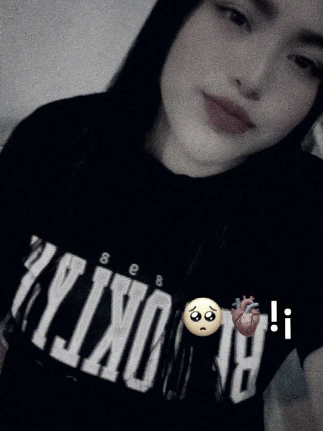 @🍒lizz🍒