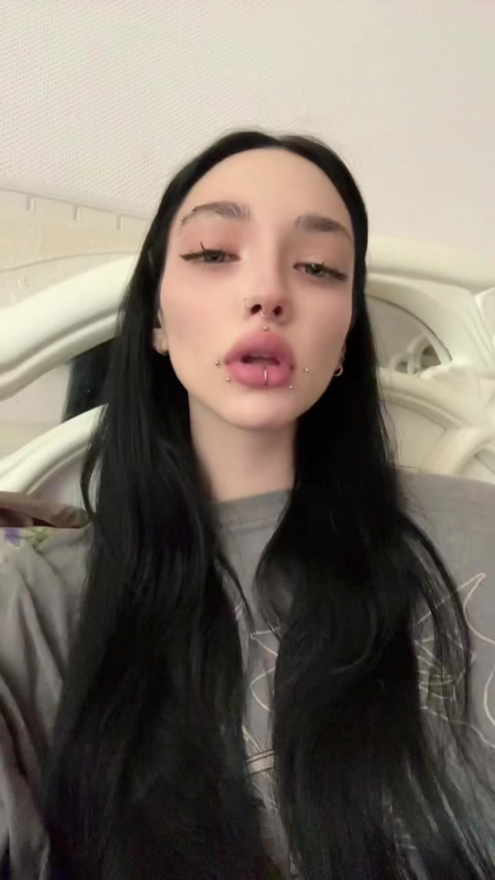 @kriskaik