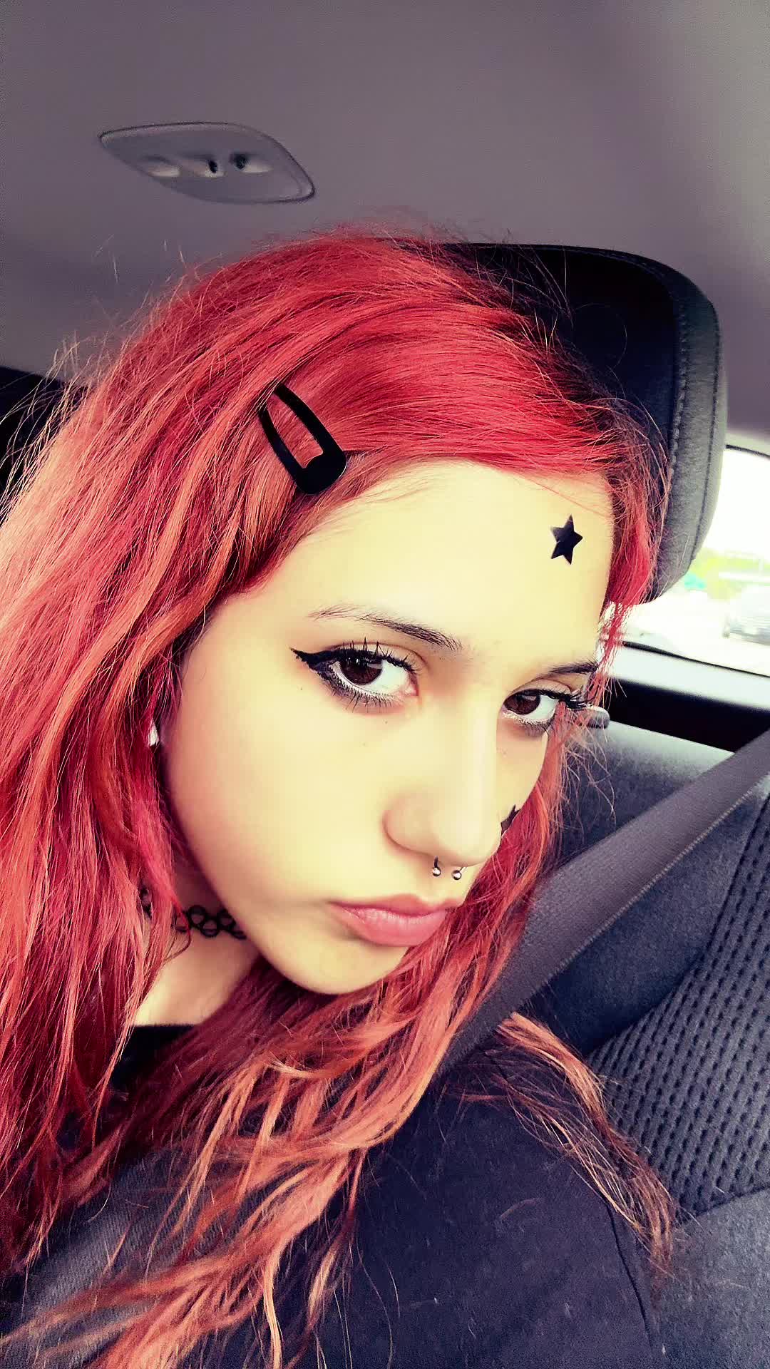 @🧛🏻♀️