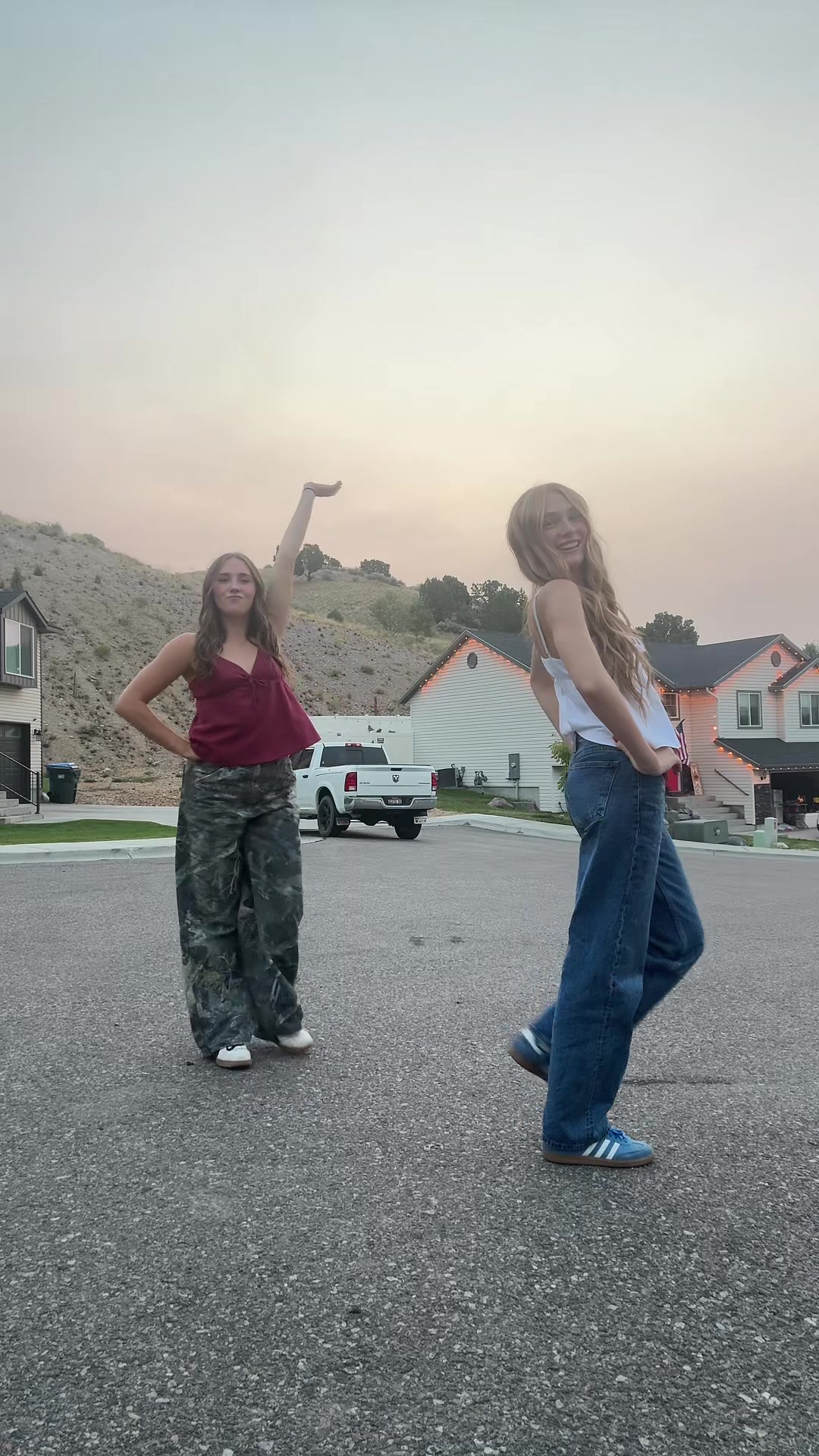 @isabella
