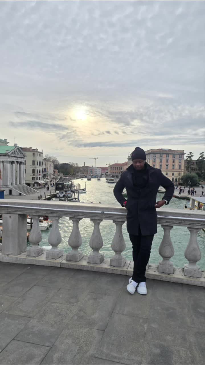 @Komi Afetse 🇹🇬 🇺🇸
