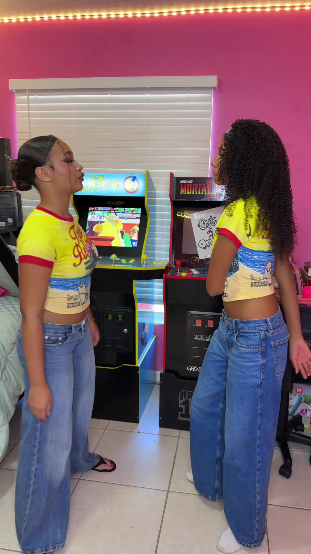 @DemDaddysGirls4