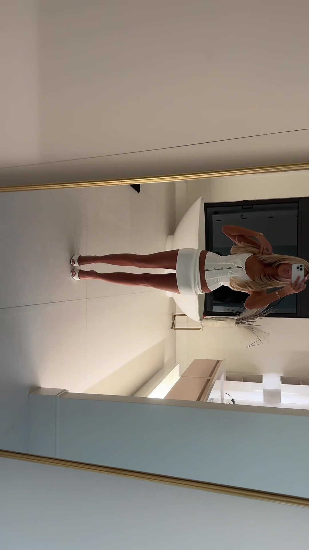 @milania🐬