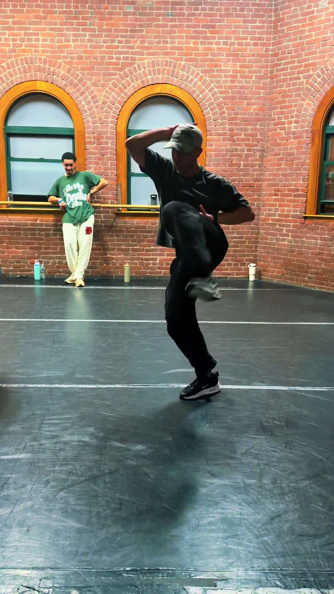 @alexmolledance
