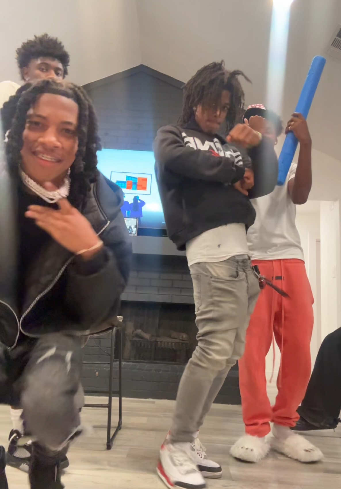 @leezy