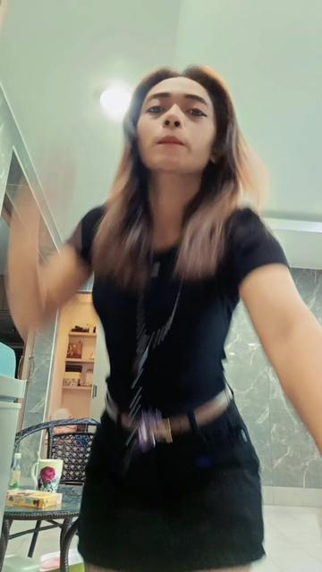 @syangmonikaEw