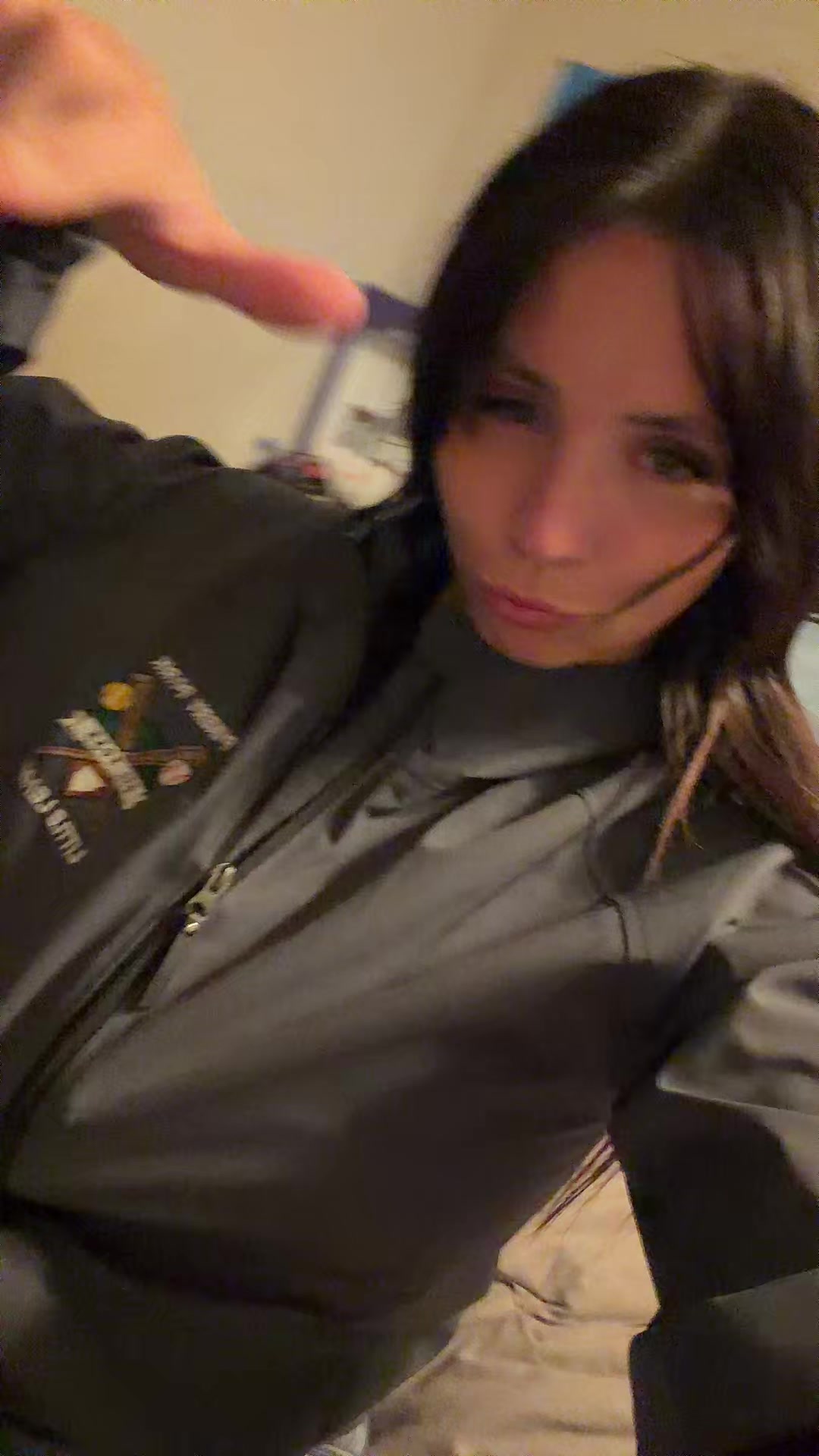 @JENNA 😈
