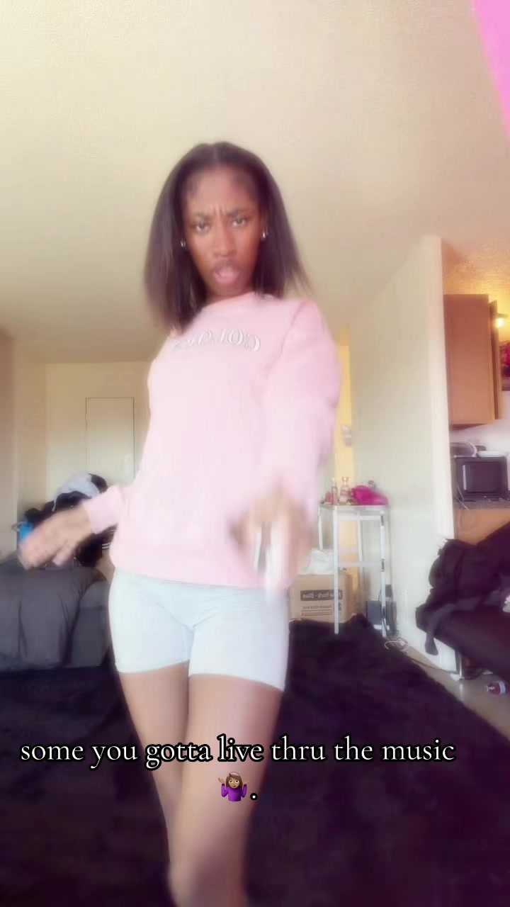 @lilmspetite😘🫧.