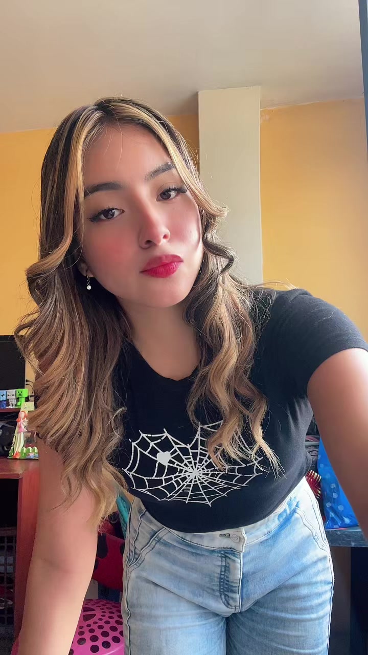 @Nat Nicole 🕷️👩🦰