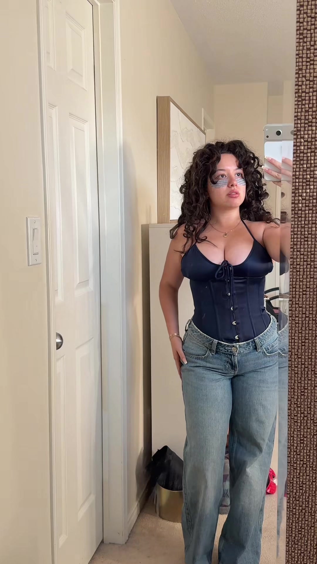 @anahita