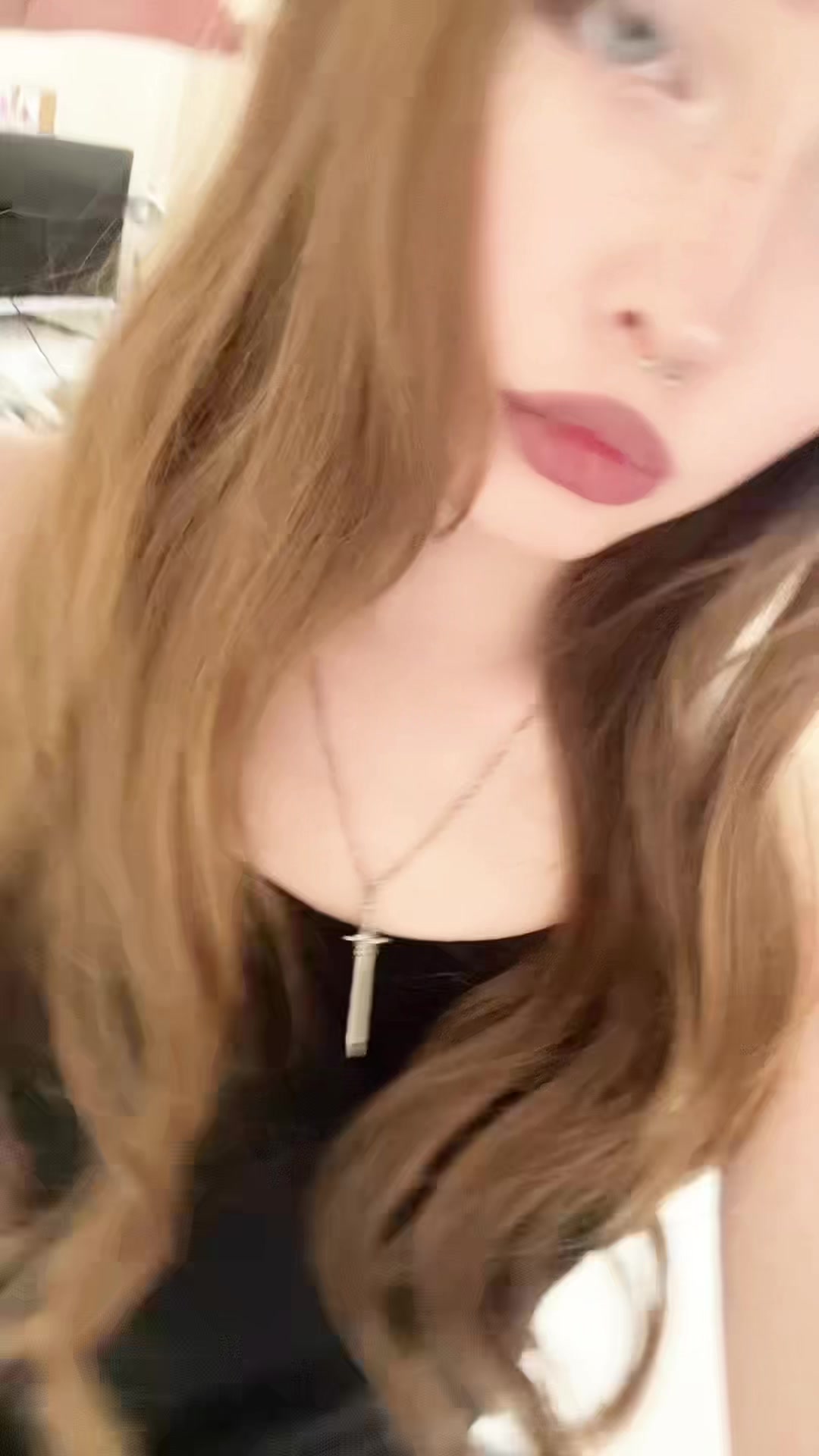 @GL0my