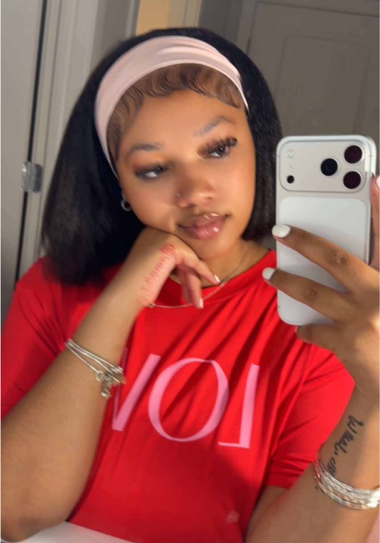 @monique