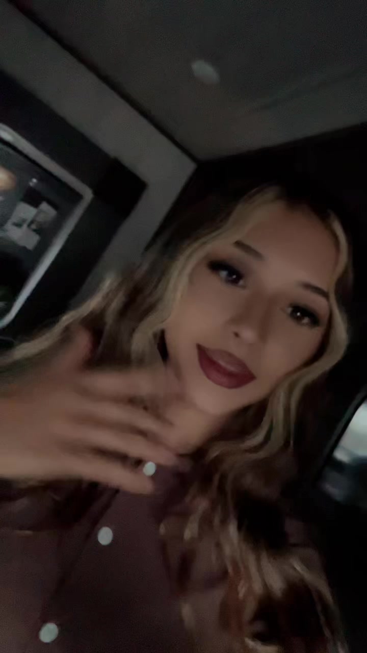 @𝓛𝓪𝔂𝓵𝓲𝓮𝓷💲