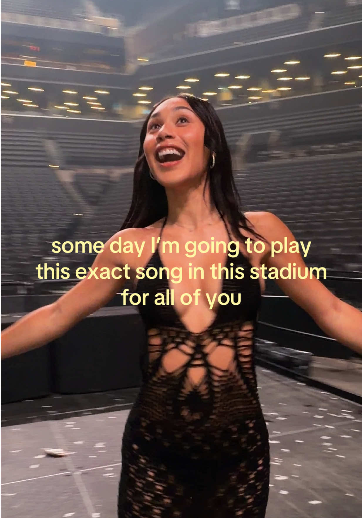 @Eva Gutowski