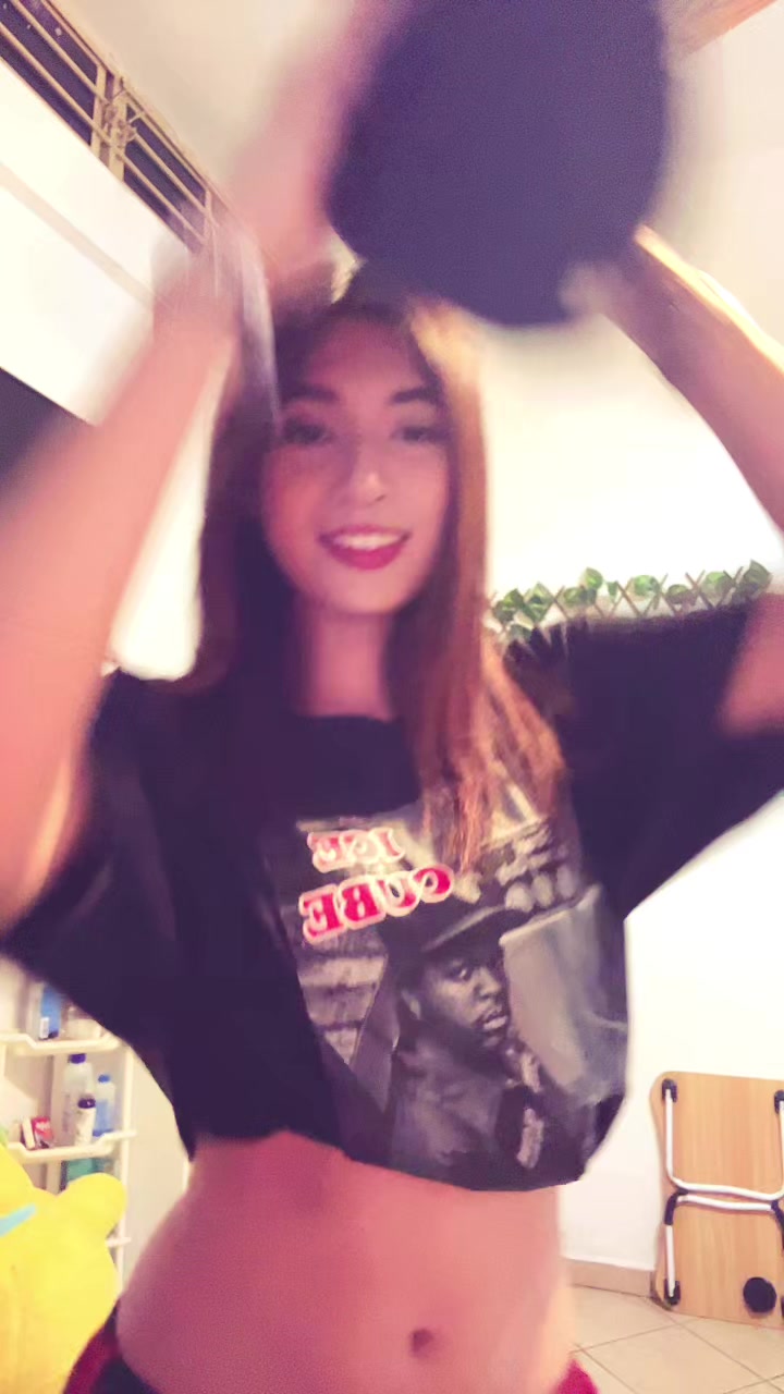 @Perlita🌙