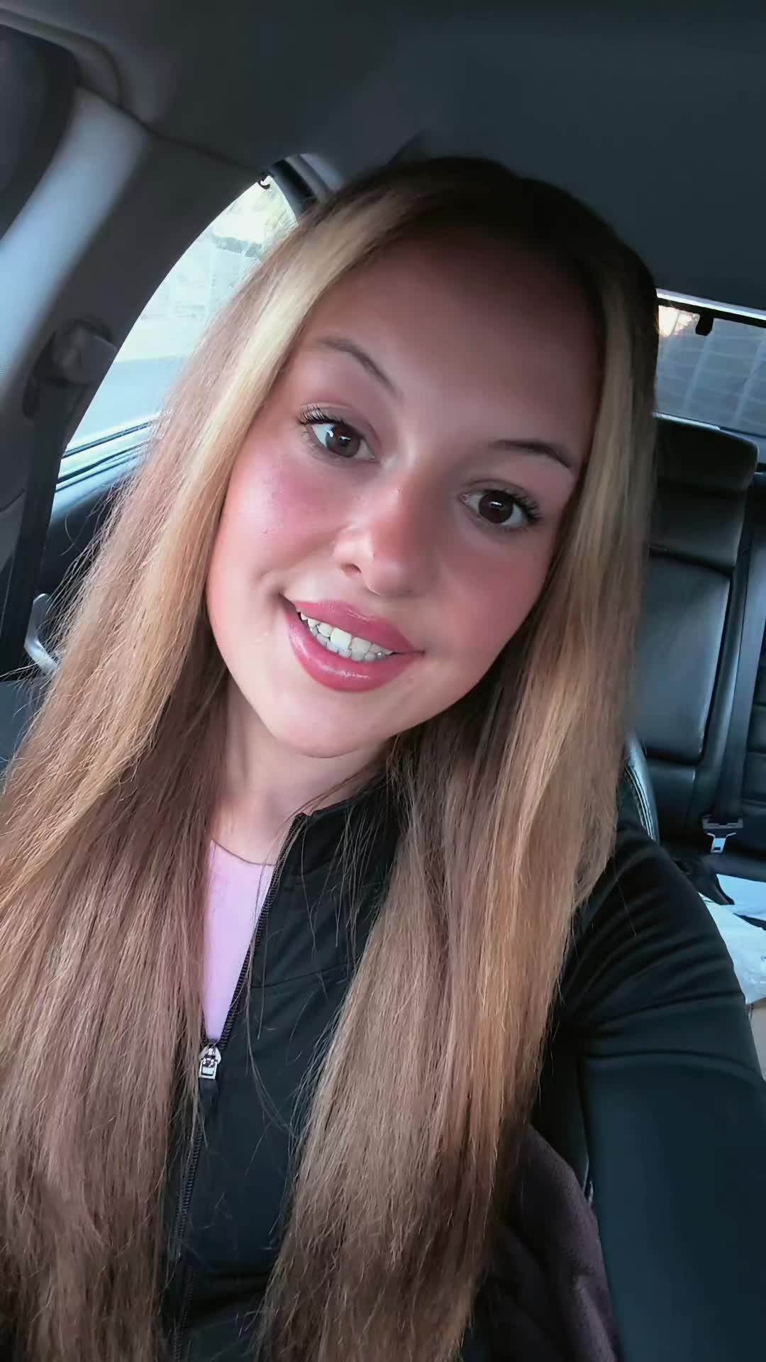 @Vivi ✨