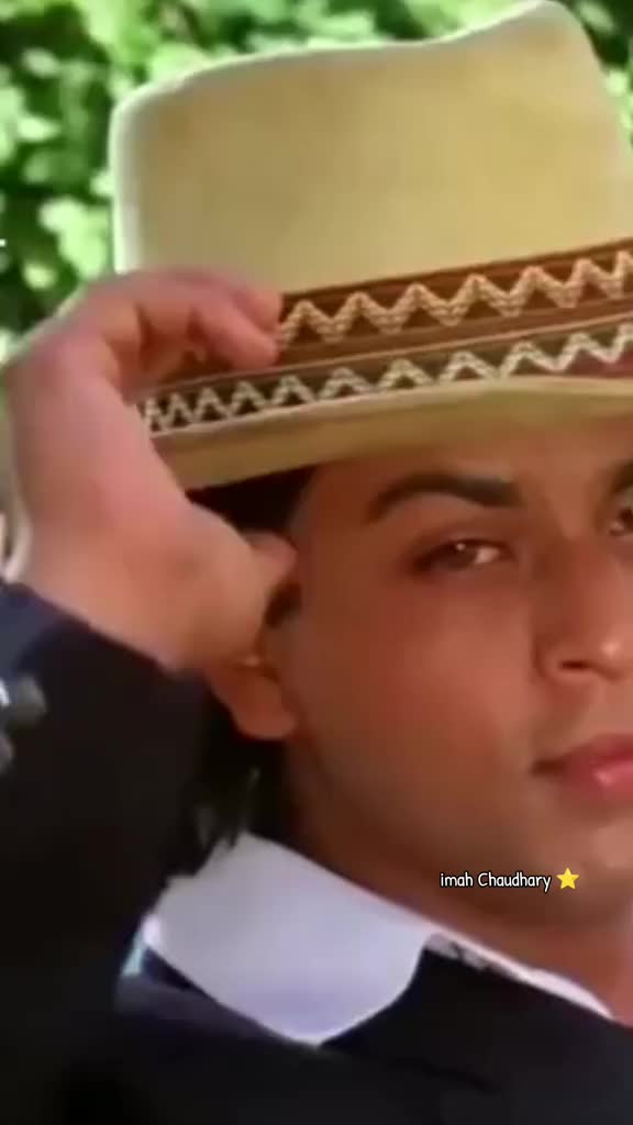 @Saung_bollywood 💫