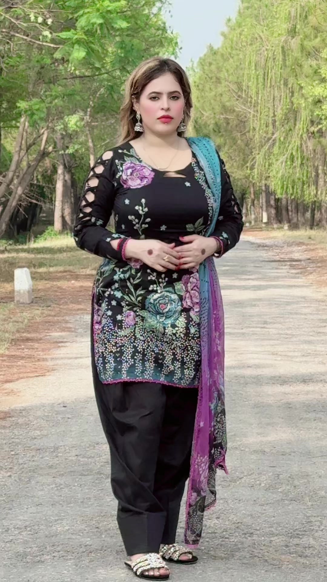 @❤️Waffa khan ♥️
