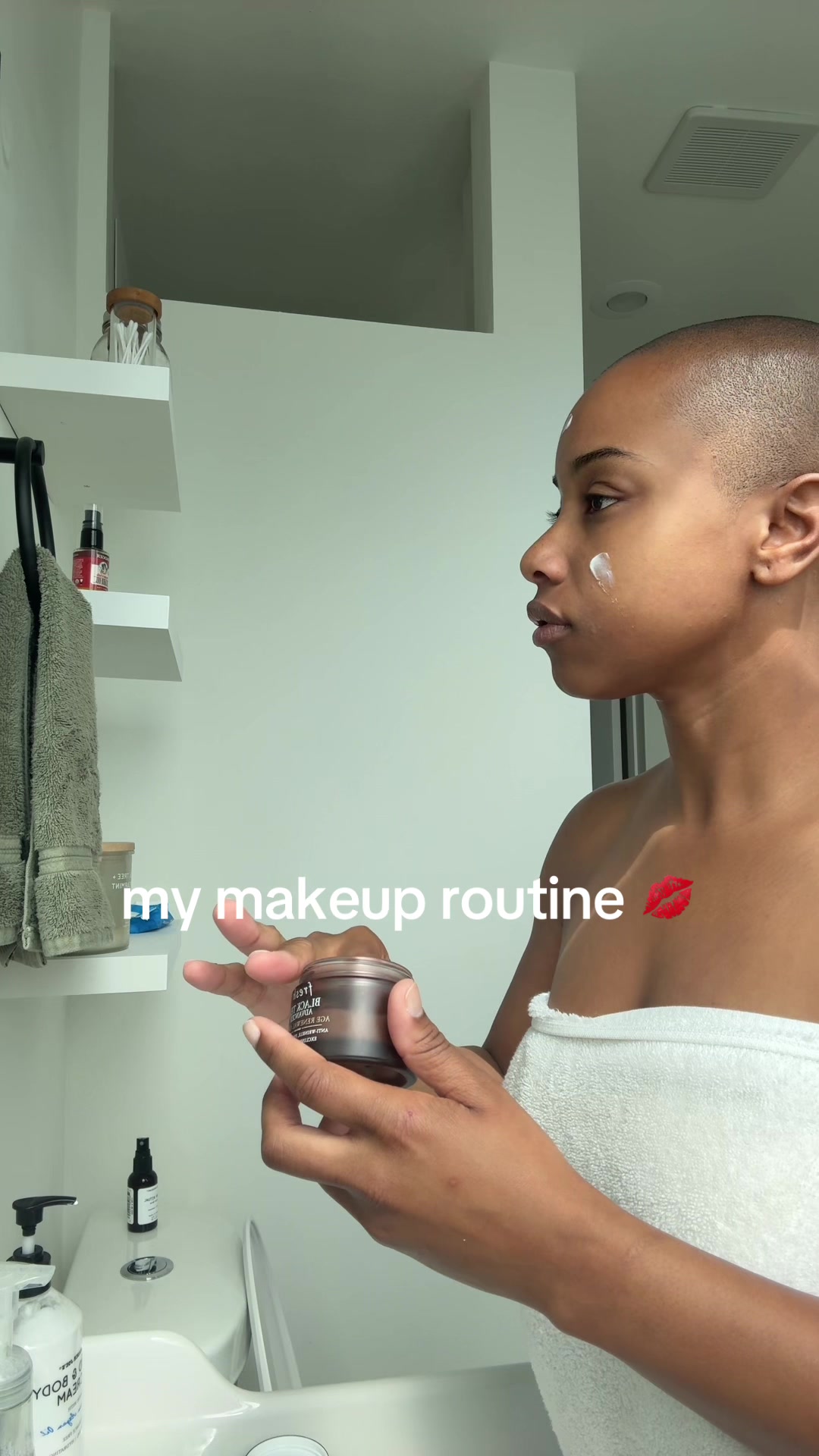 @kaylaballooou