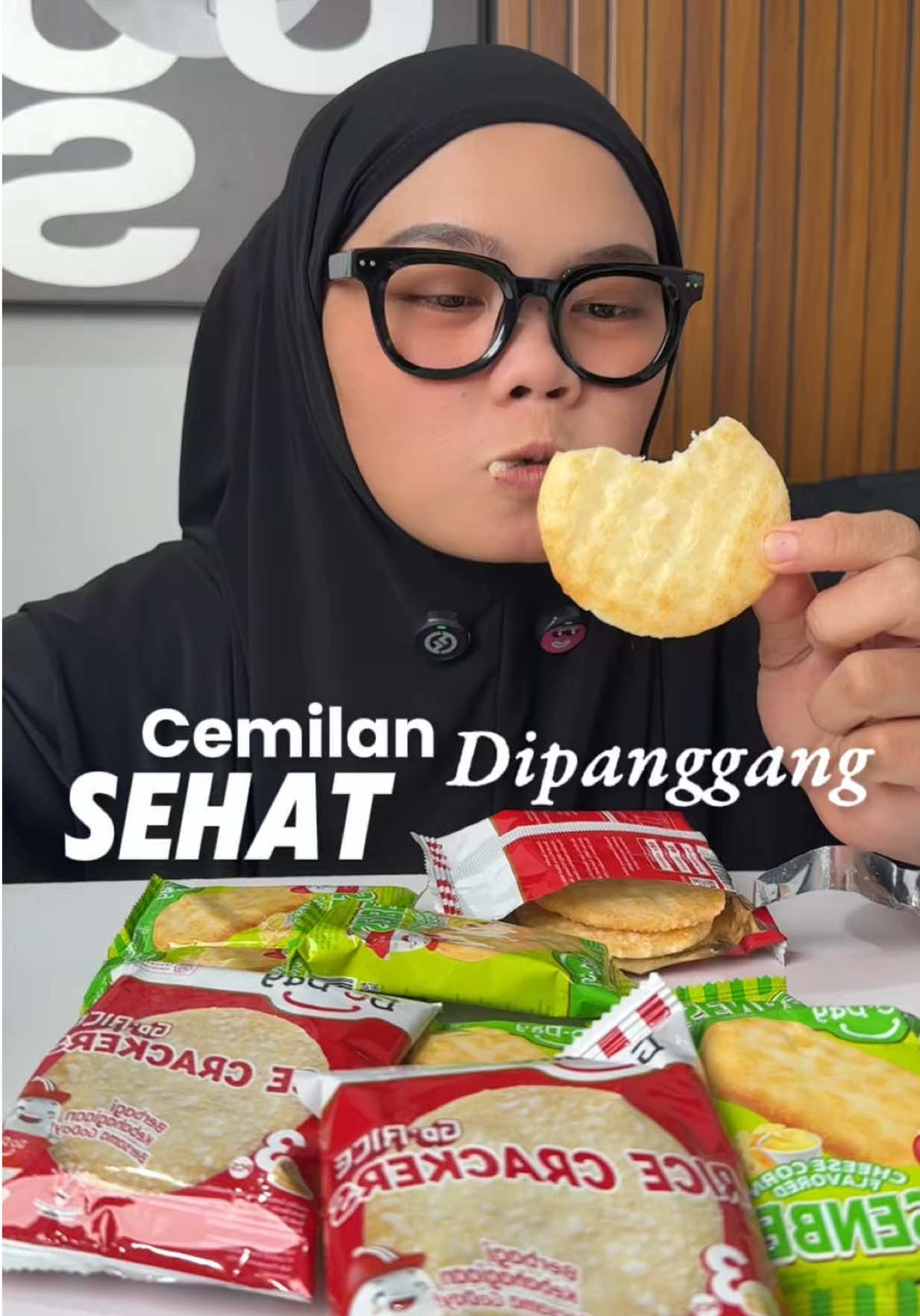 @desyrosaa