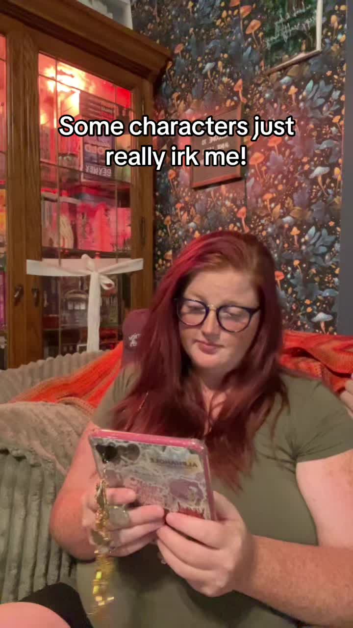 @Jaimie Lee📚☕️🧶