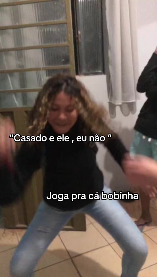 @slv.larissagoncalves