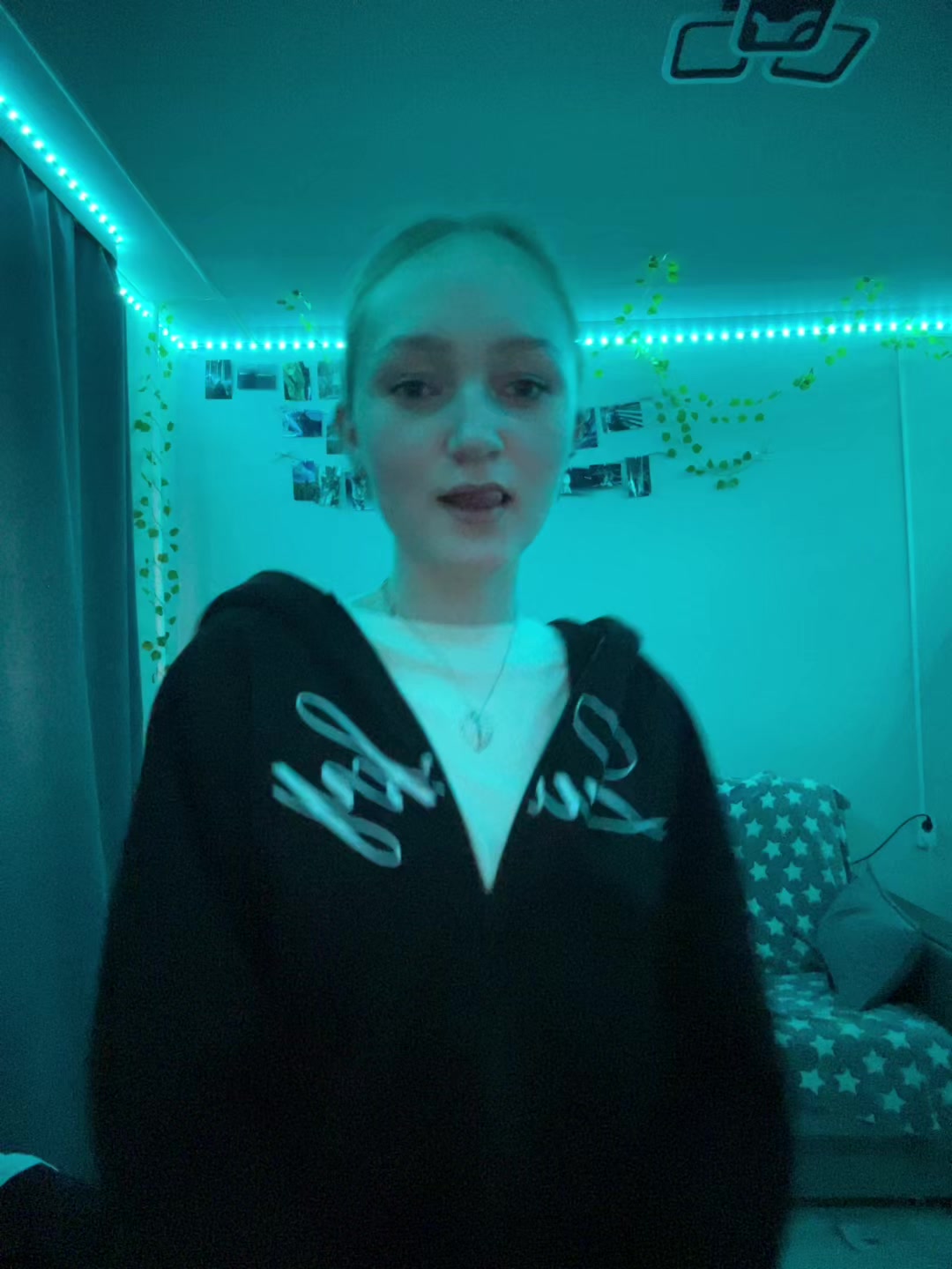 @дия