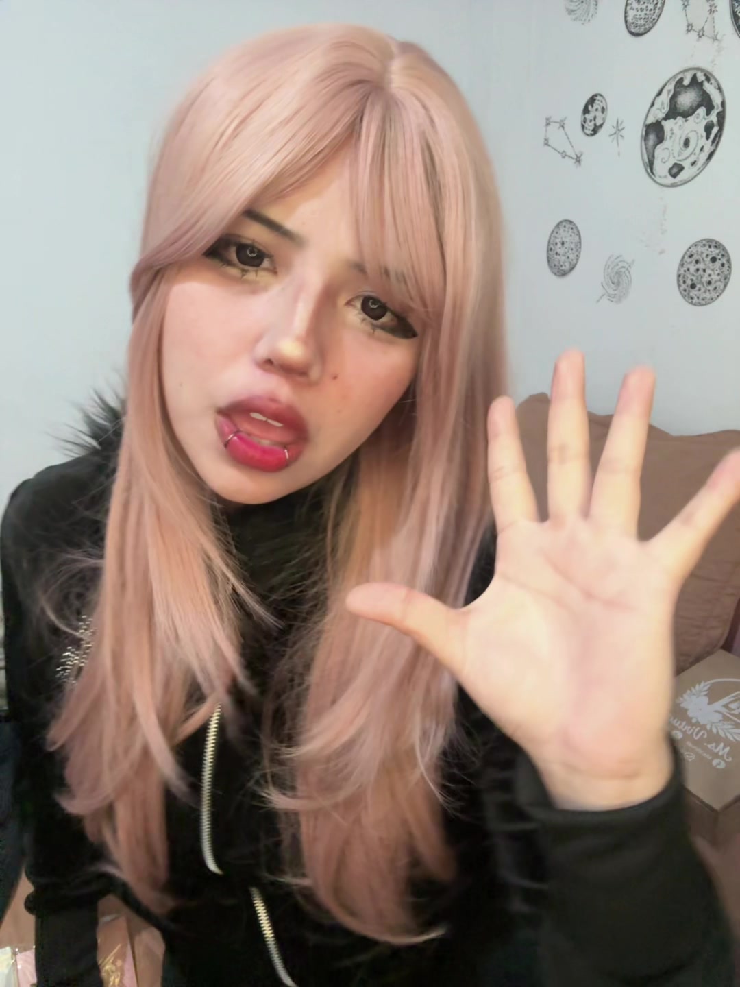 @Lajefa