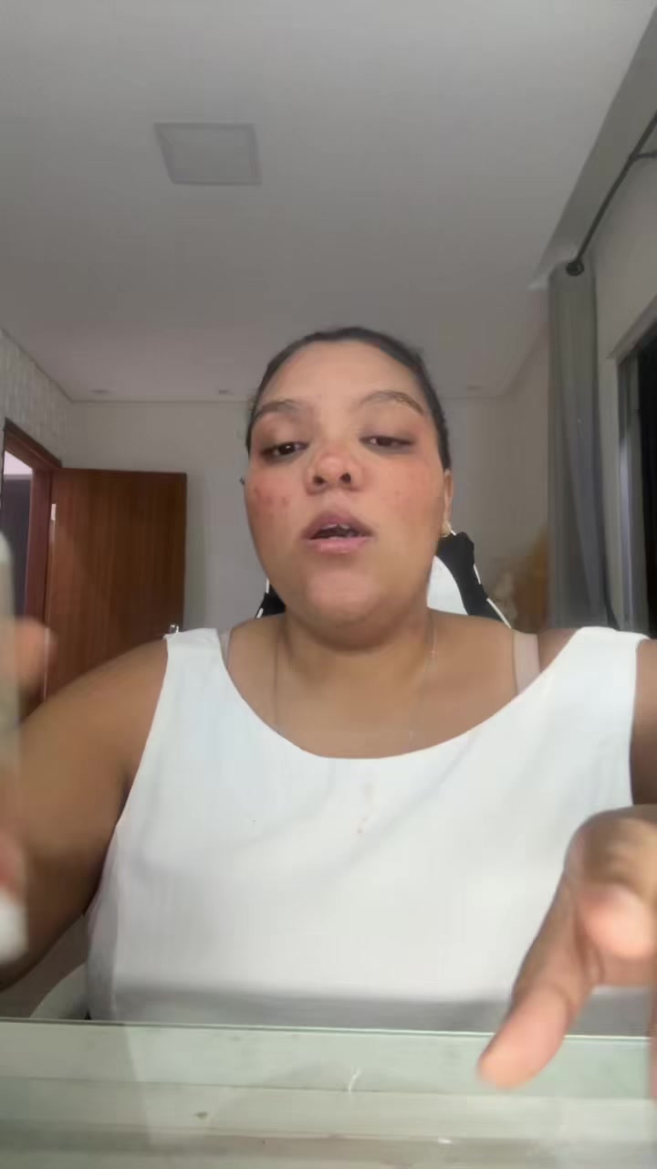 @Carolaine 🌺