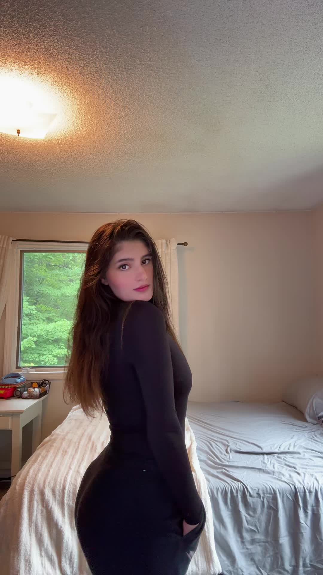 @pakistanikira