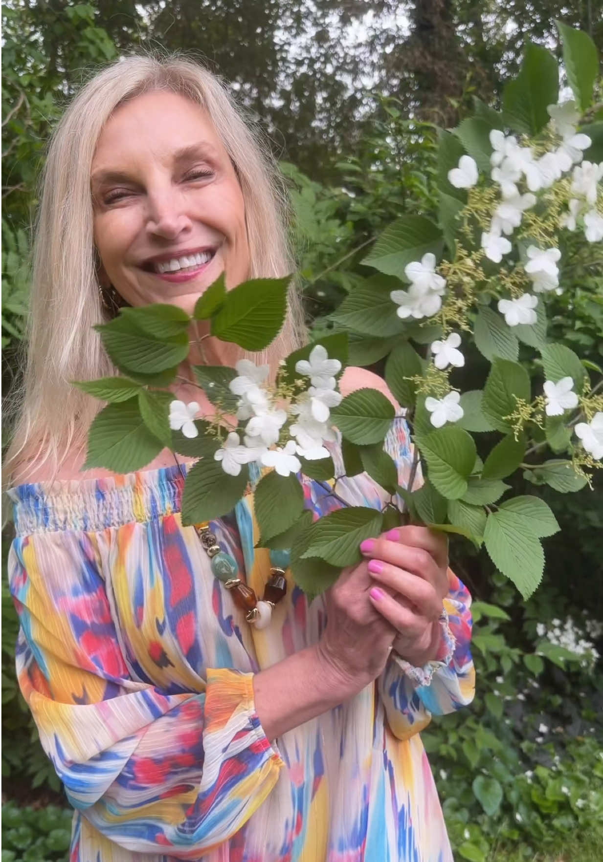 @Linda Montavon | Beauty 50+